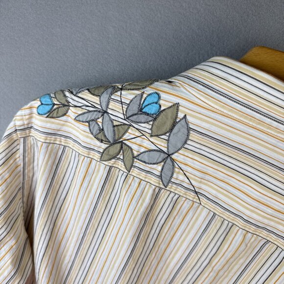 French Connection Floral Embroidered Shirt Mens US Size M Coastal Country Cowboy - Picture 11 of 13